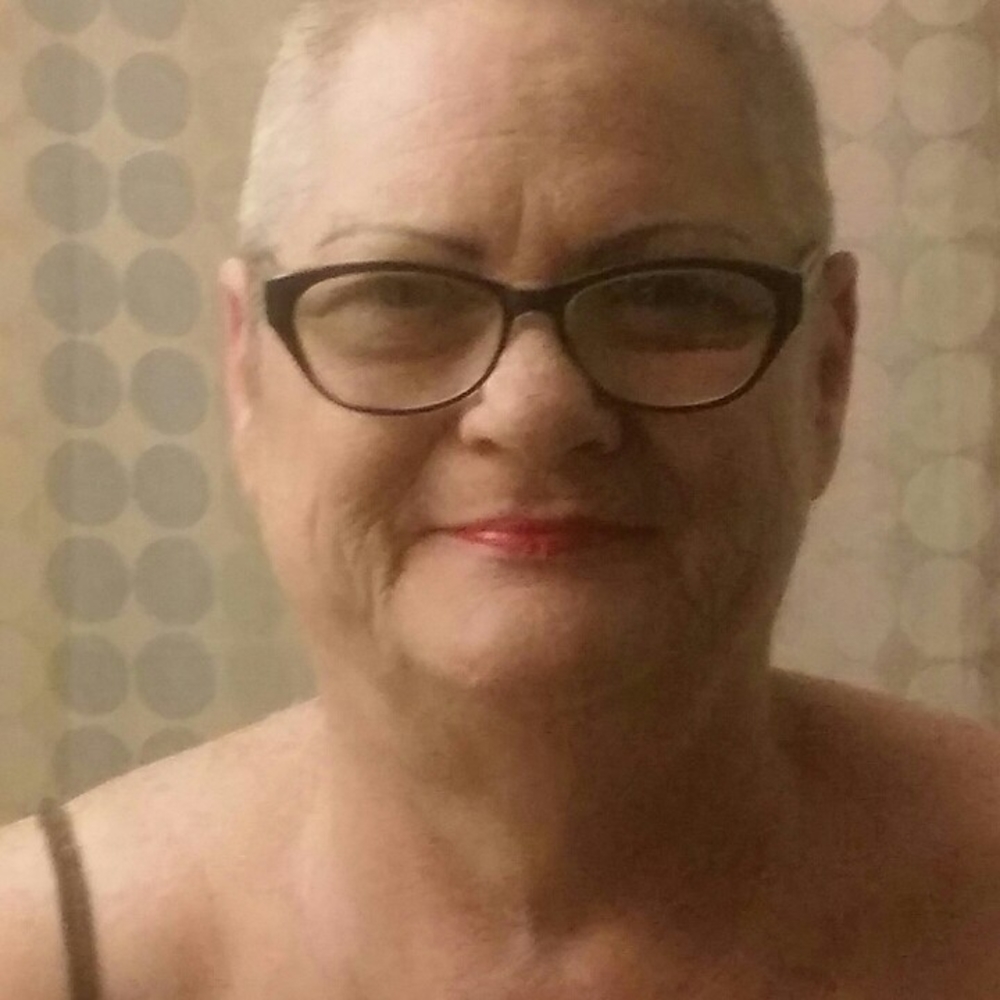 Meet your Posher, Debra